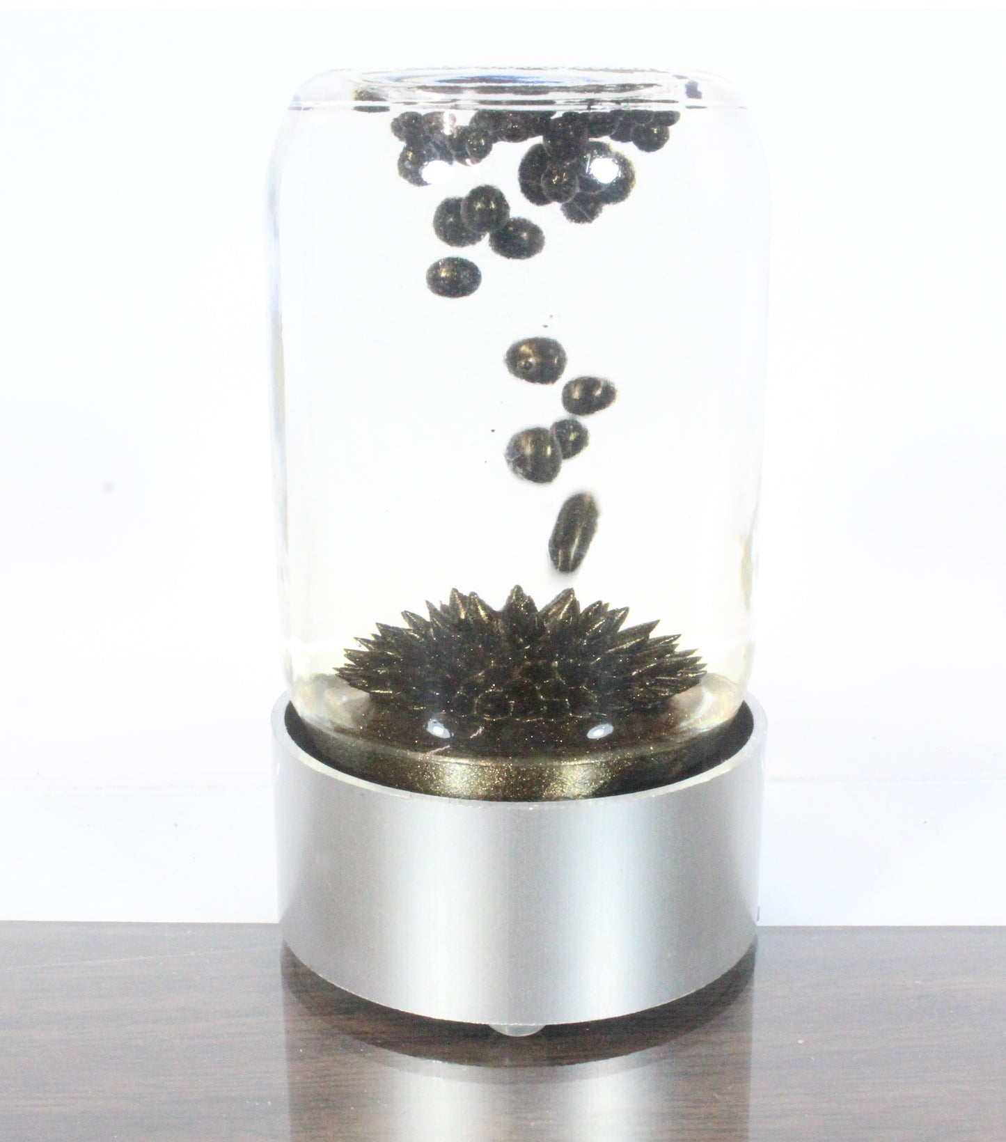 SPIKE ferrofluid display (Gold ferrofluid)