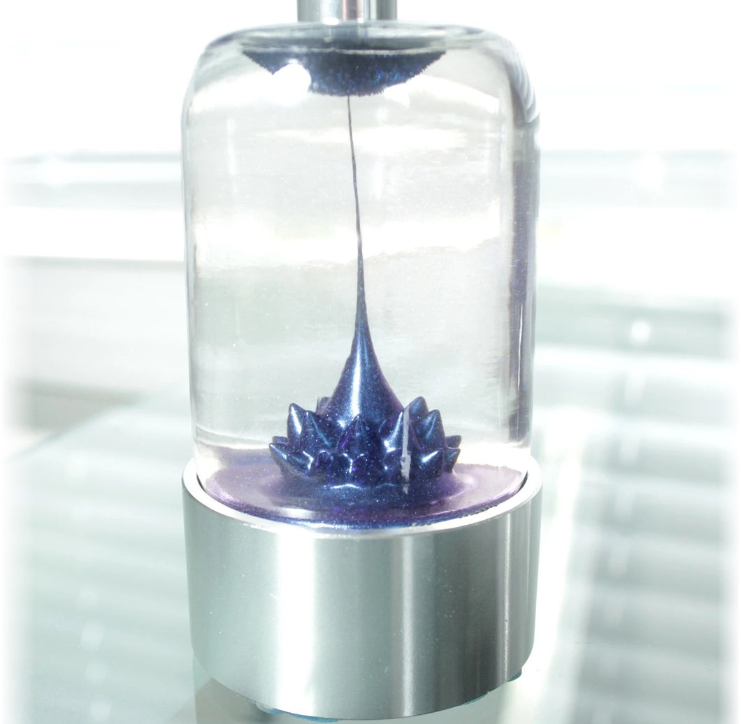 SPIKE ferrofluid display (Blue ferrofluid)