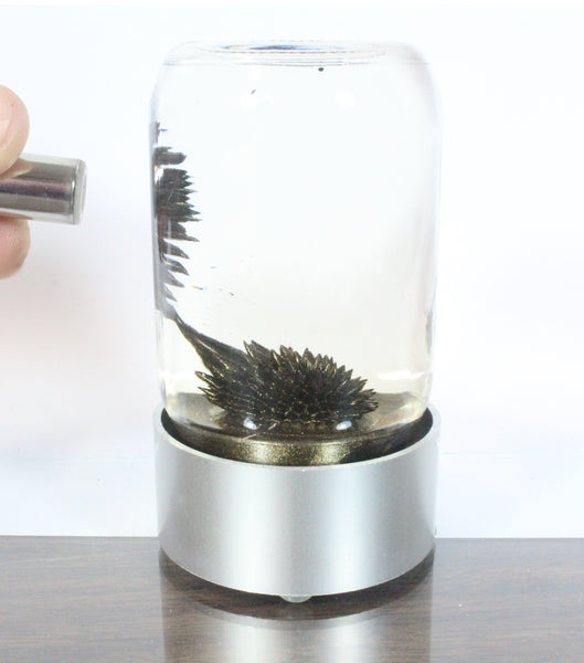 SPIKE ferrofluid display (Gold ferrofluid)
